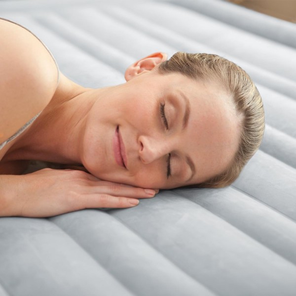 INTEX Luftbett Comfort Plush Queen + 230V Pumpe Gästebett 203x152x56cm